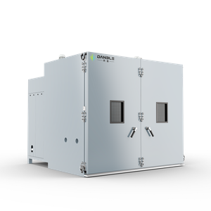 Walk-In Climate Simulation Test Chamber